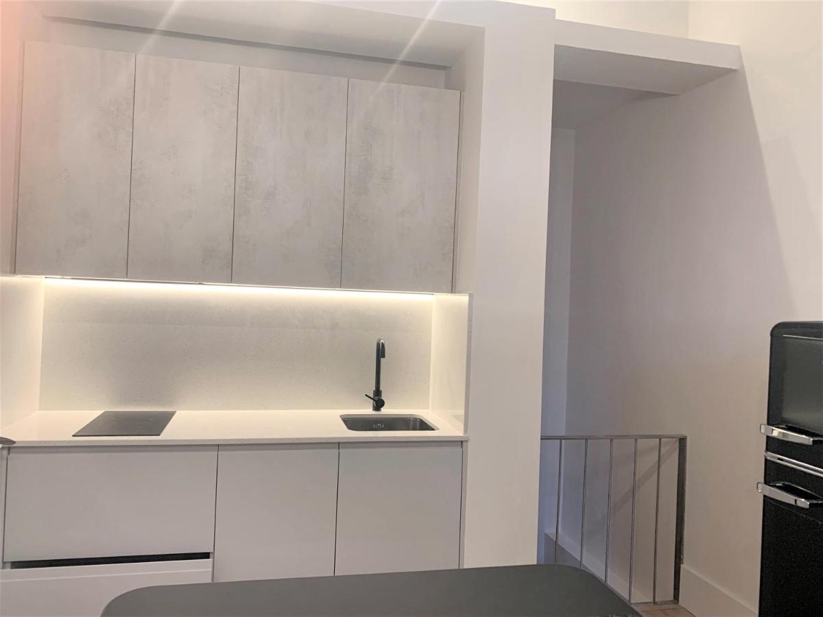 Apartamento Duplex Planta Baja Con Aparcamiento Gratuito En Palacio De Mijares Apartment Лянес Екстериор снимка