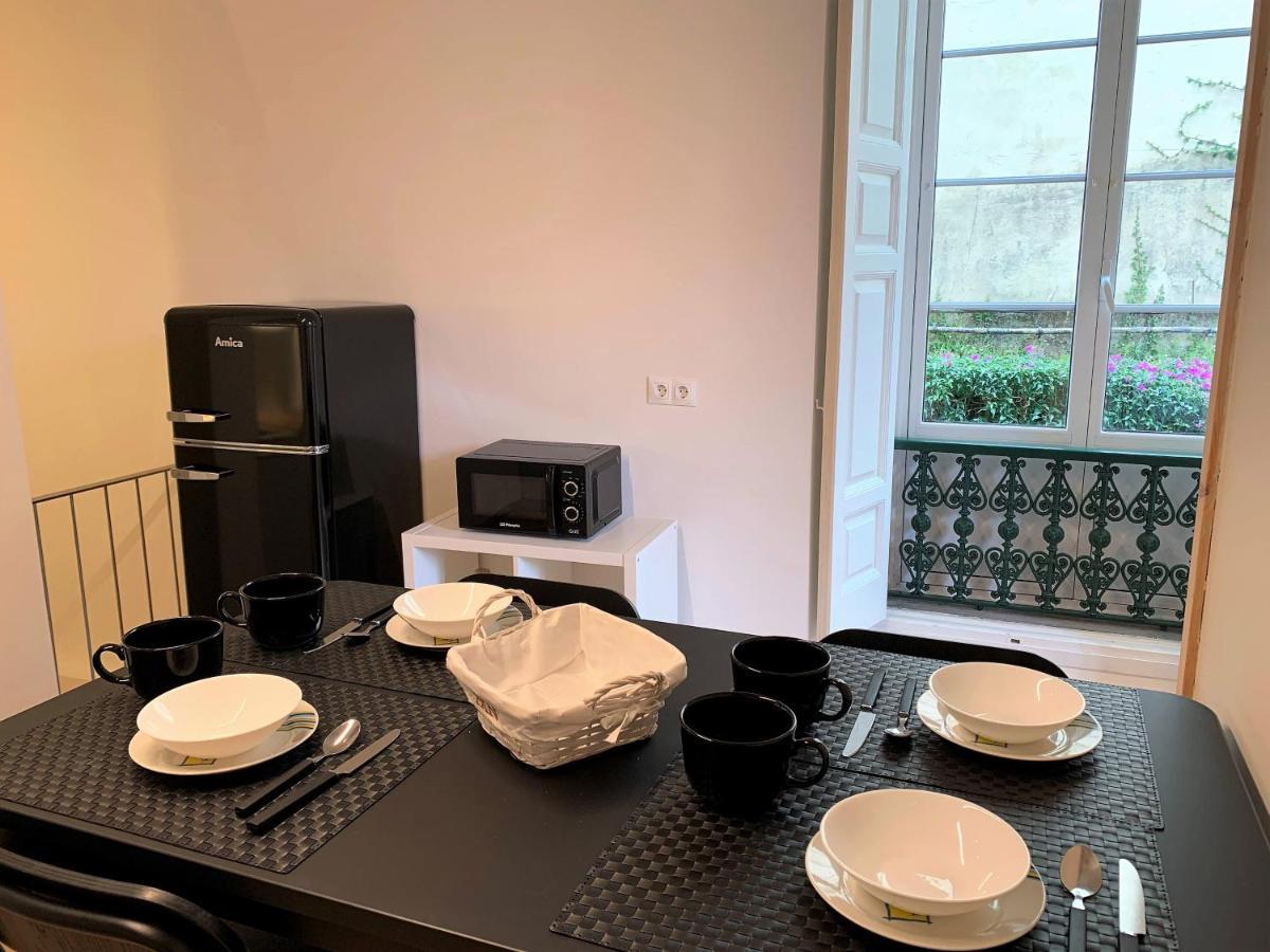 Apartamento Duplex Planta Baja Con Aparcamiento Gratuito En Palacio De Mijares Apartment Лянес Екстериор снимка