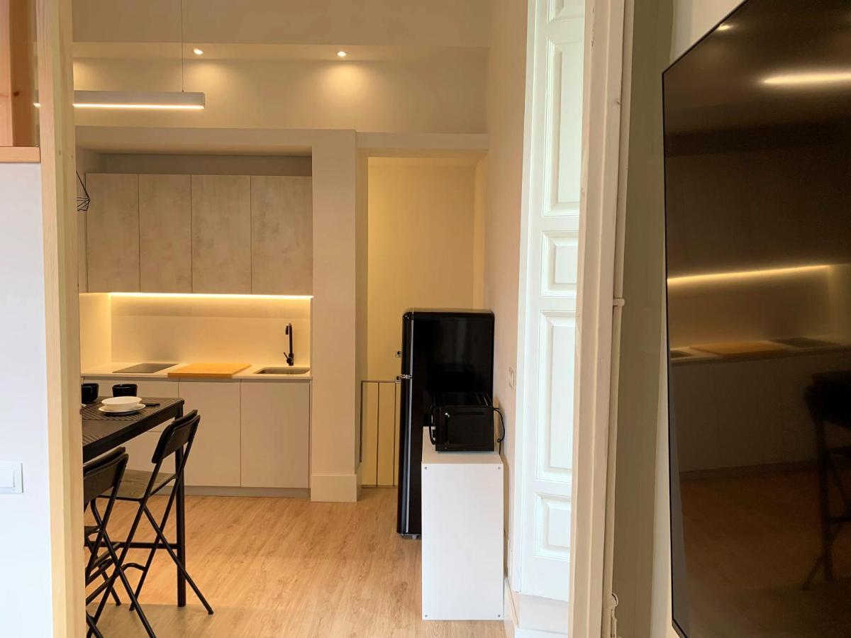 Apartamento Duplex Planta Baja Con Aparcamiento Gratuito En Palacio De Mijares Apartment Лянес Екстериор снимка