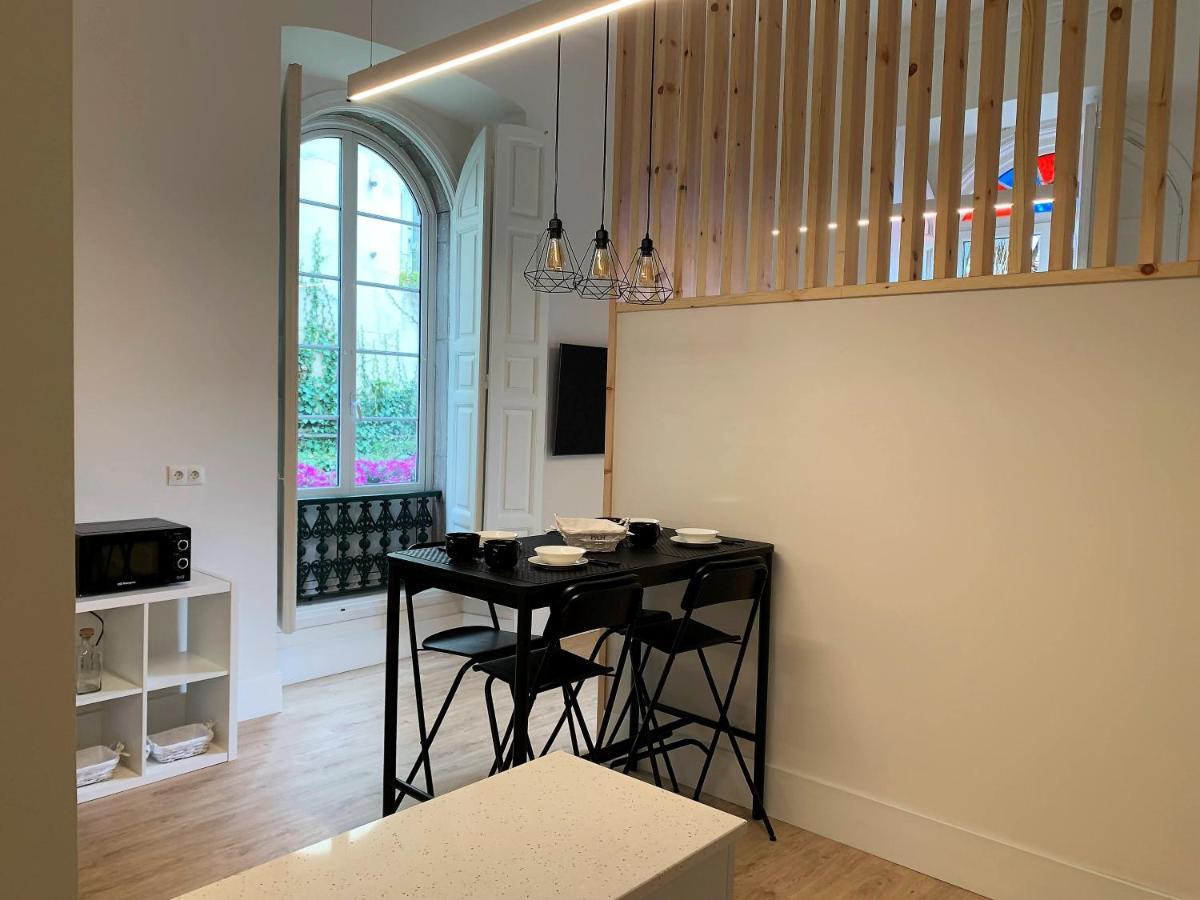 Apartamento Duplex Planta Baja Con Aparcamiento Gratuito En Palacio De Mijares Apartment Лянес Екстериор снимка